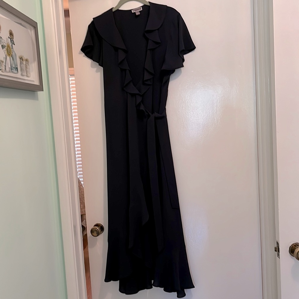 Gently worn (2 times) fun and fancy party dress.